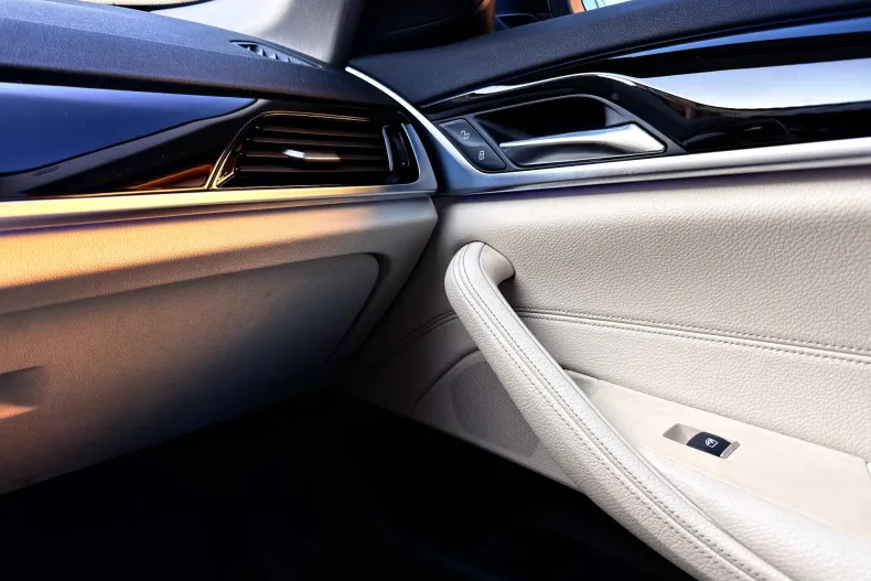 BMW Seria 5 din 2020 cu 108.063 km - oferta BMW184098 - foto 18