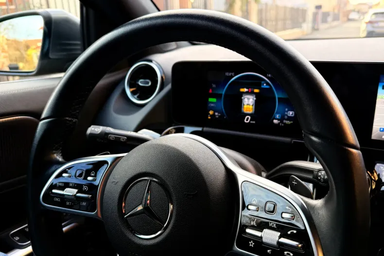 Mercedes-Benz GLA din 2022 cu 140.658 km - oferta MER184099 - foto 15