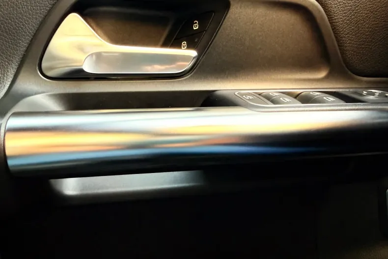 Mercedes-Benz GLA din 2022 cu 140.658 km - oferta MER184099 - foto 17