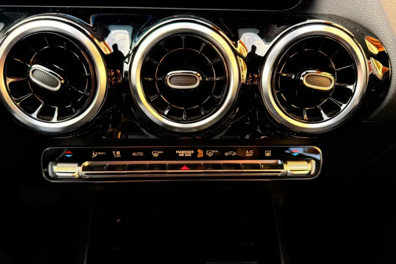 Mercedes-Benz GLA din 2022 cu 140.658 km - oferta MER184099 - foto 20