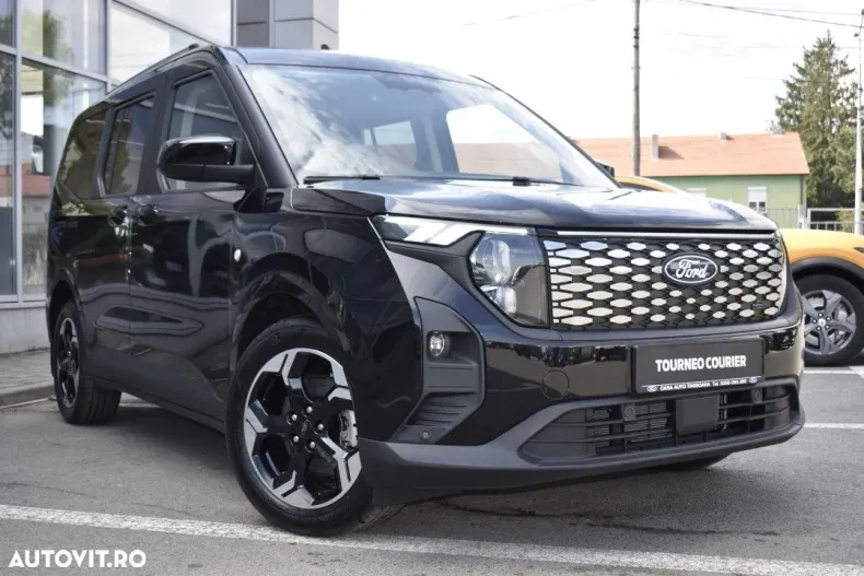 Ford Tourneo Courier din 2025 cu 2.650 km - oferta FOR184101 - foto 2