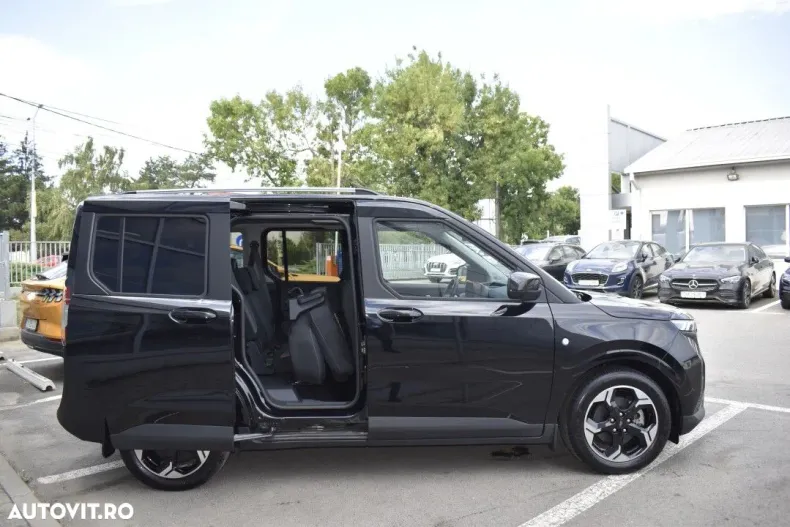 Ford Tourneo Courier din 2025 cu 2.650 km - oferta FOR184101 - foto 20