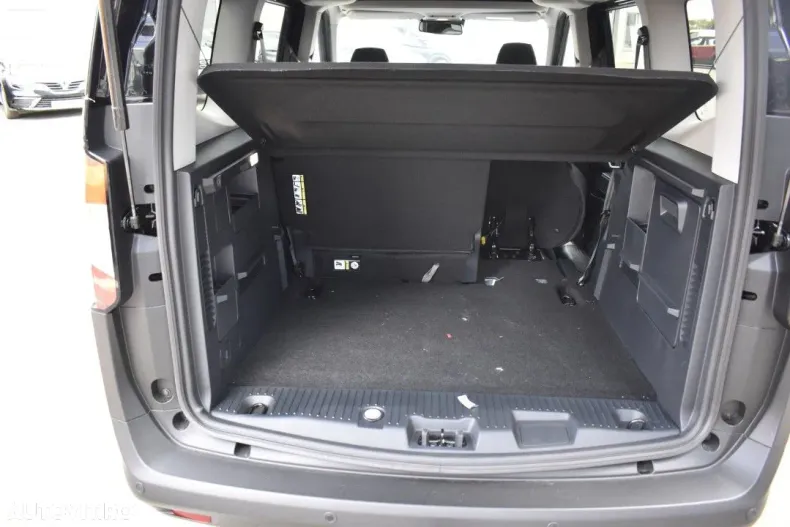 Ford Tourneo Courier din 2025 cu 2.650 km - oferta FOR184101 - foto 27