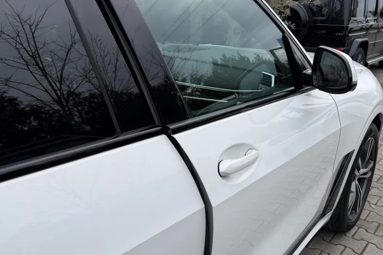 BMW X7 (Seria X) din 2021 cu 94.000 km - oferta BMW184104 - foto 36