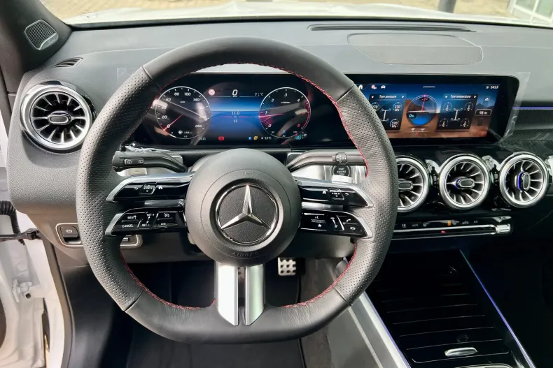 Mercedes-Benz GLB din 2025 cu 15 km - oferta MER184106 - foto 11