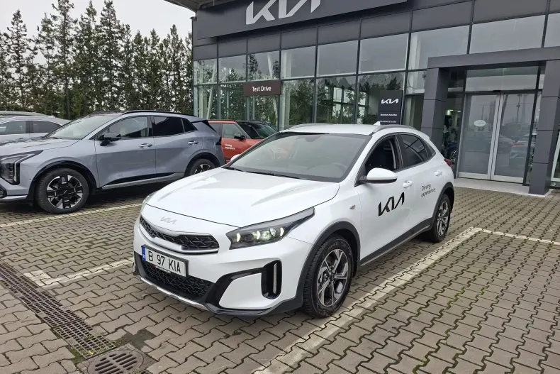 Kia XCeed din 2024 cu 2.400 km - oferta KIA184107 - foto 1