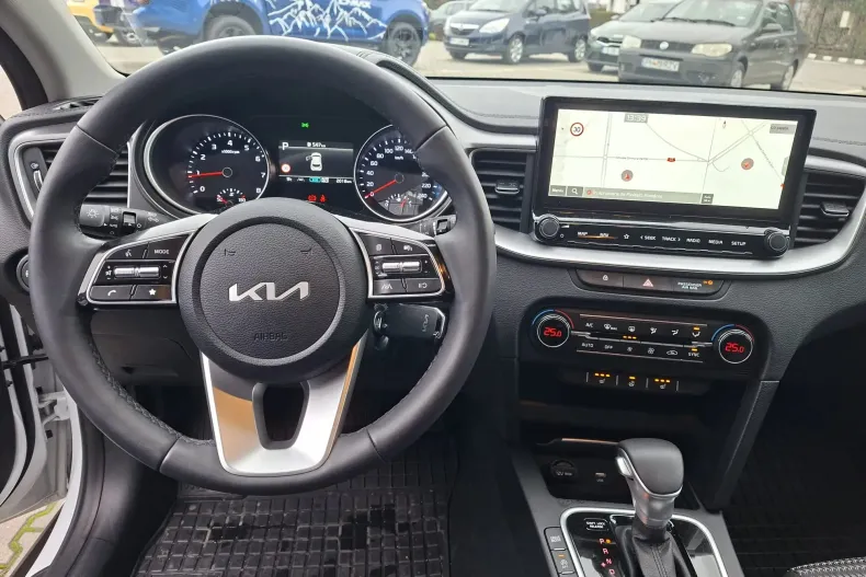Kia XCeed din 2024 cu 2.400 km - oferta KIA184107 - foto 14