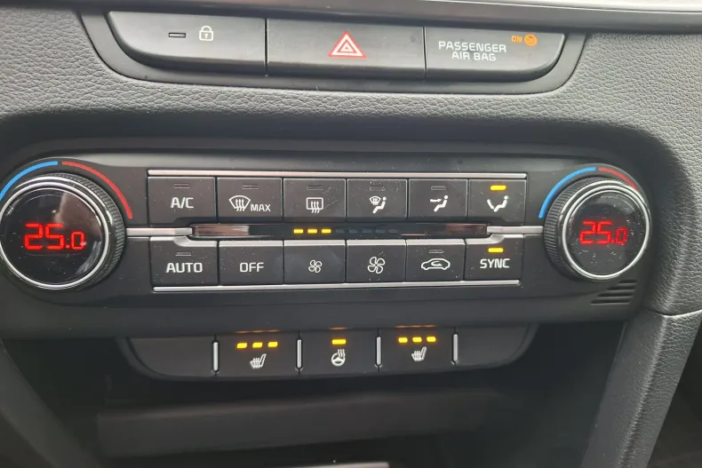 Kia XCeed din 2024 cu 2.400 km - oferta KIA184107 - foto 17