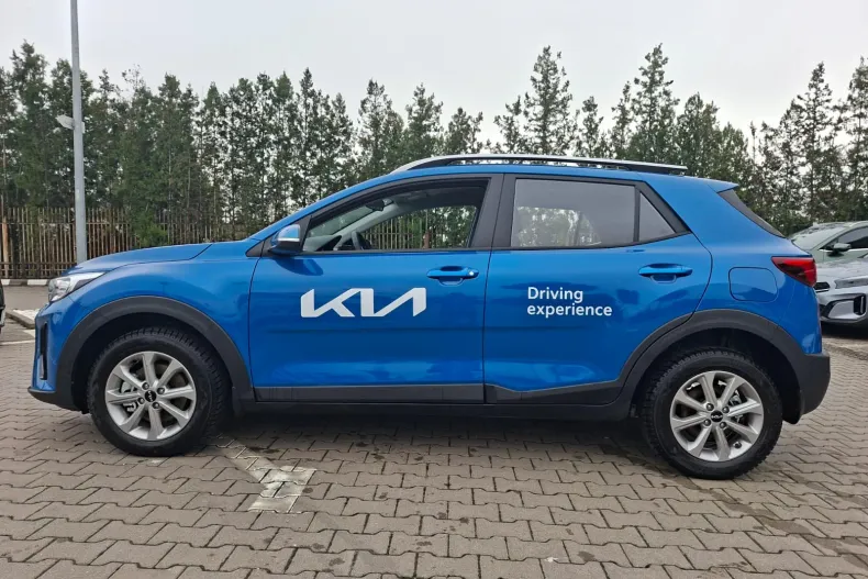 Kia Stonic din 2024 cu 583 km - oferta KIA184109 - foto 5