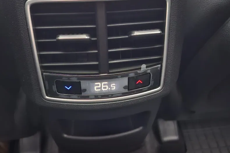 Kia Sportage din 2024 cu 638 km - oferta KIA184111 - foto 23