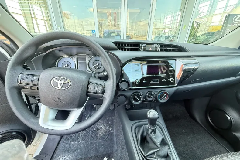 Toyota Hilux din 2023 cu 8 km - oferta TOY184114 - foto 5