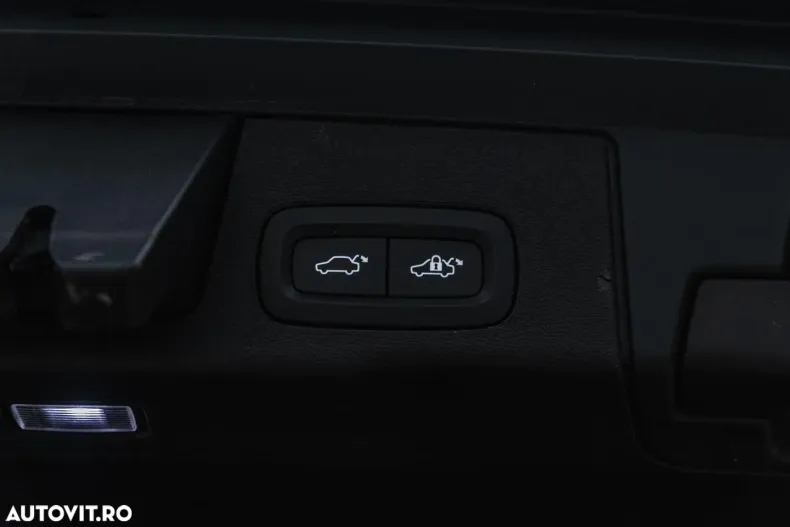 Volvo XC60 din 2021 cu 164.000 km - oferta VOL184116 - foto 28