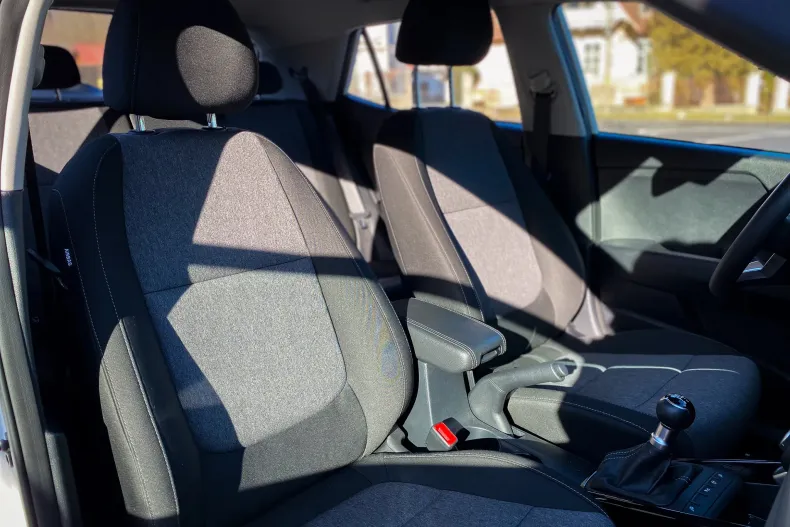 Kia Stonic din 2024 cu 5.500 km - oferta KIA184117 - foto 17