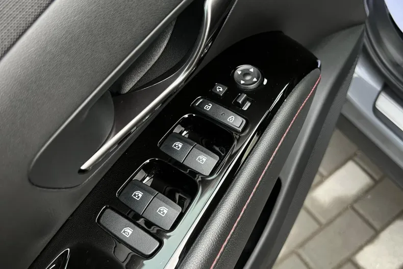 Hyundai TUCSON din 2022 cu 115.101 km - oferta HYU184120 - foto 26