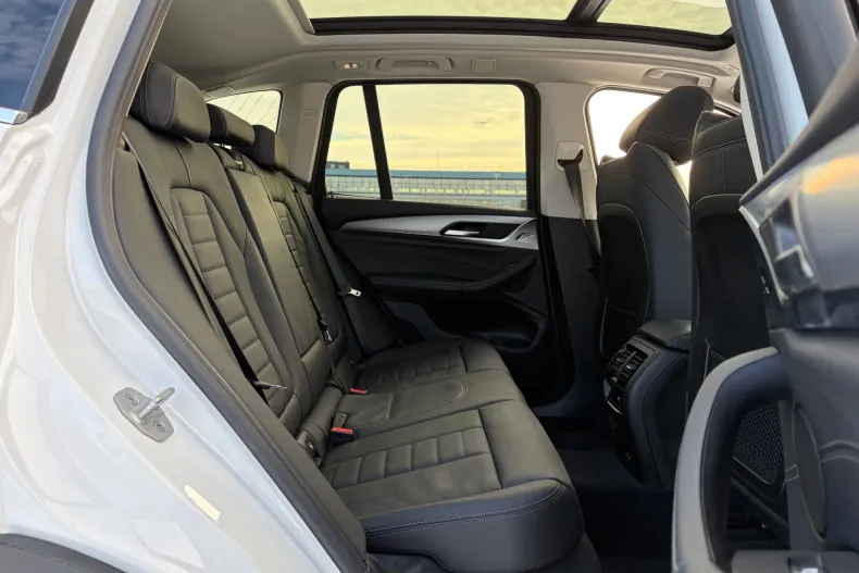 BMW X3 (Seria X) din 2021 cu 117.000 km - oferta BMW184121 - foto 7