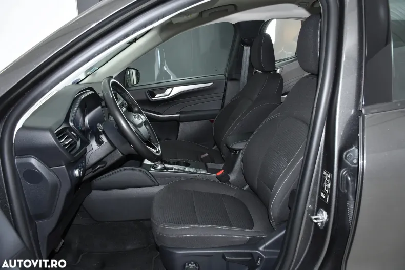 Ford Kuga din 2023 cu 132.000 km - oferta FOR184122 - foto 5