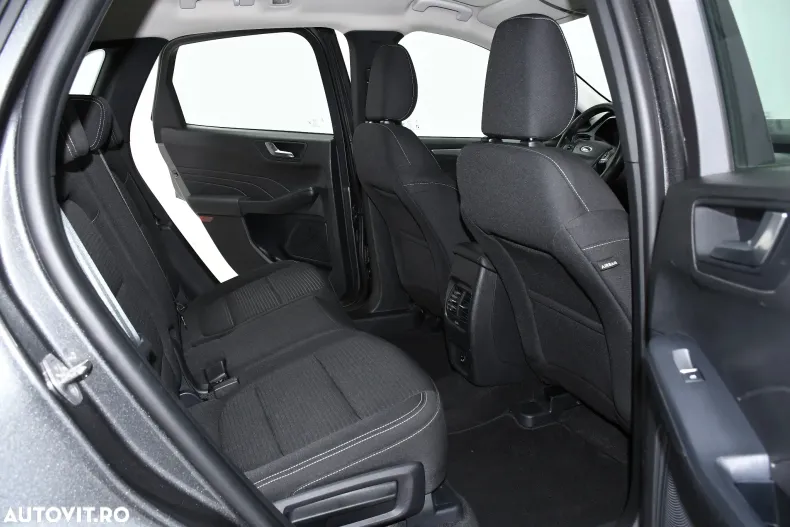 Ford Kuga din 2023 cu 132.000 km - oferta FOR184122 - foto 6