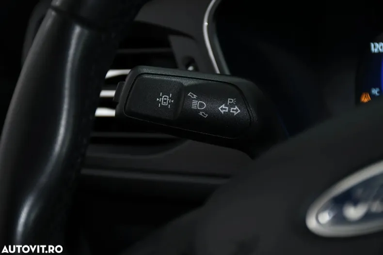 Ford Kuga din 2023 cu 132.000 km - oferta FOR184122 - foto 27