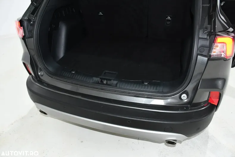 Ford Kuga din 2023 cu 132.000 km - oferta FOR184122 - foto 40