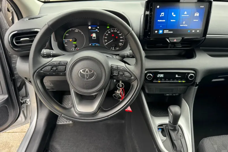 Toyota Yaris din 2025 cu 7.415 km - oferta TOY184125 - foto 12