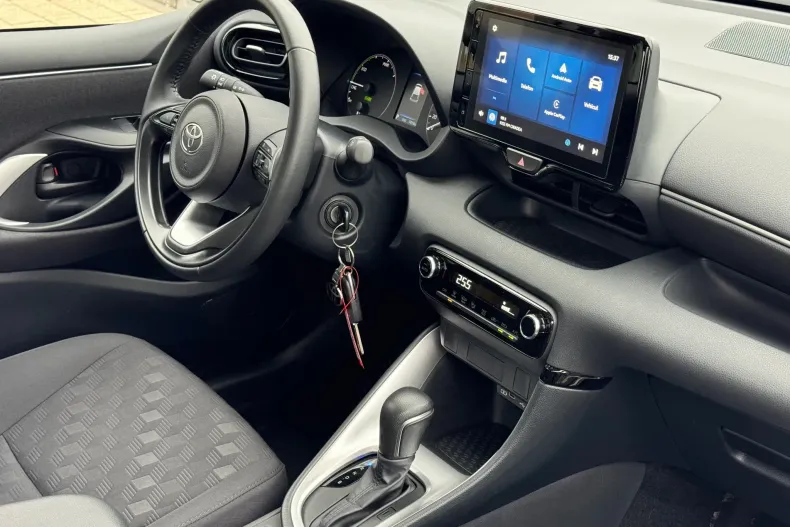 Toyota Yaris din 2025 cu 7.415 km - oferta TOY184125 - foto 15