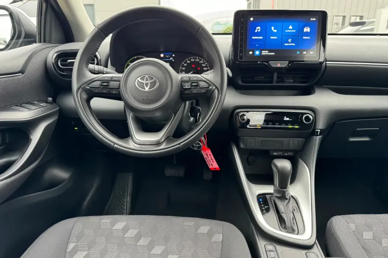 Toyota Yaris din 2025 cu 7.415 km - oferta TOY184125 - foto 24