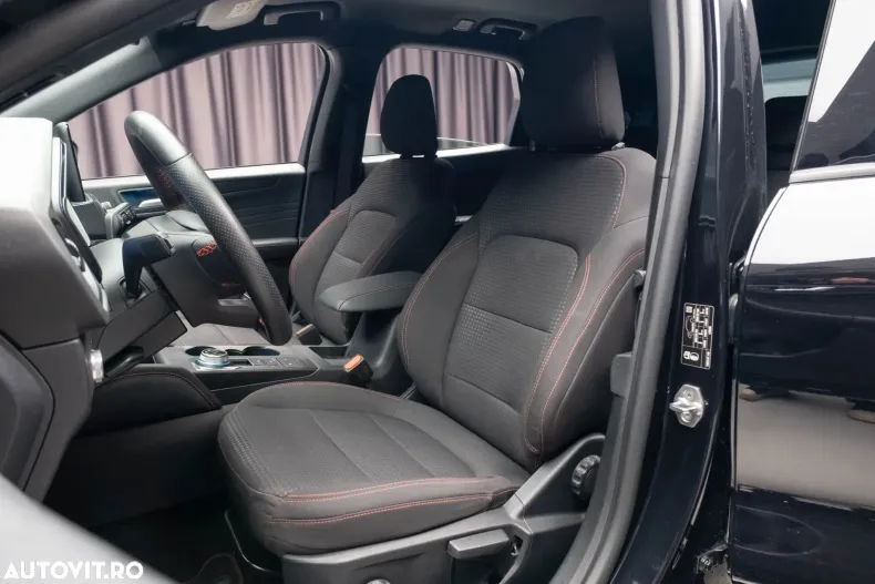 Ford Kuga din 2022 cu 70.800 km - oferta FOR184127 - foto 9