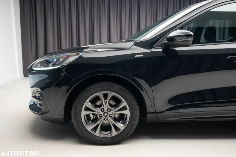 Ford Kuga din 2022 cu 70.800 km - oferta FOR184127 - foto 31