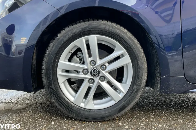 Toyota Corolla din 2022 cu 2.701 km - oferta TOY184134 - foto 9