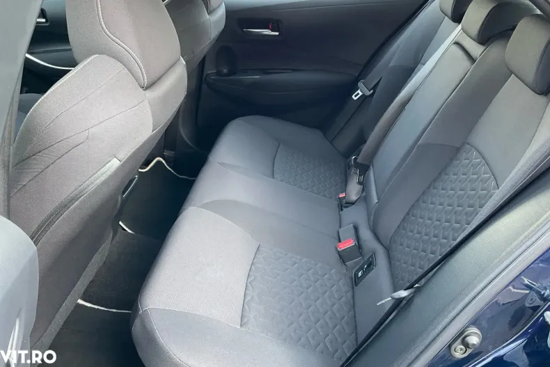 Toyota Corolla din 2022 cu 2.701 km - oferta TOY184134 - foto 10