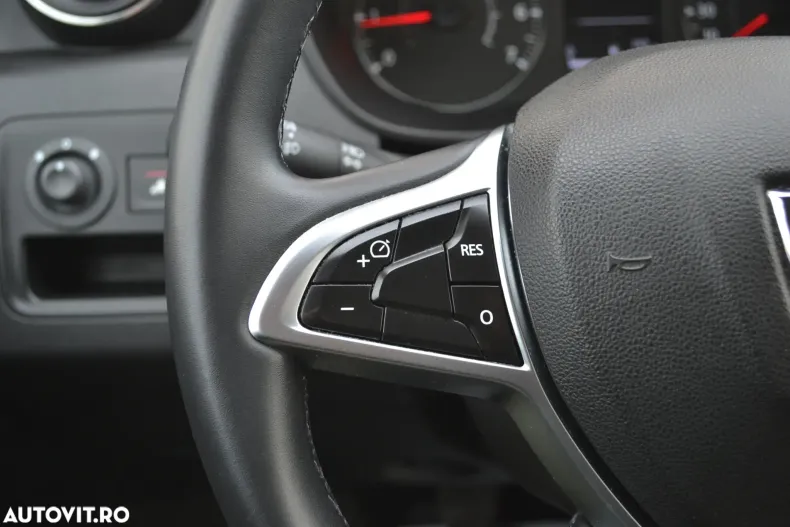 Dacia Duster din 2021 cu 133.761 km - oferta DAC184137 - foto 20