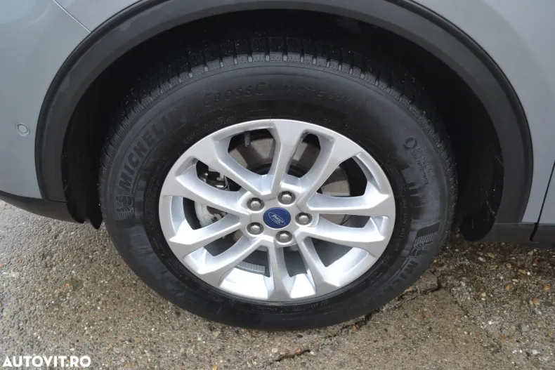 Ford Kuga din 2022 cu 44.508 km - oferta FOR184138 - foto 36