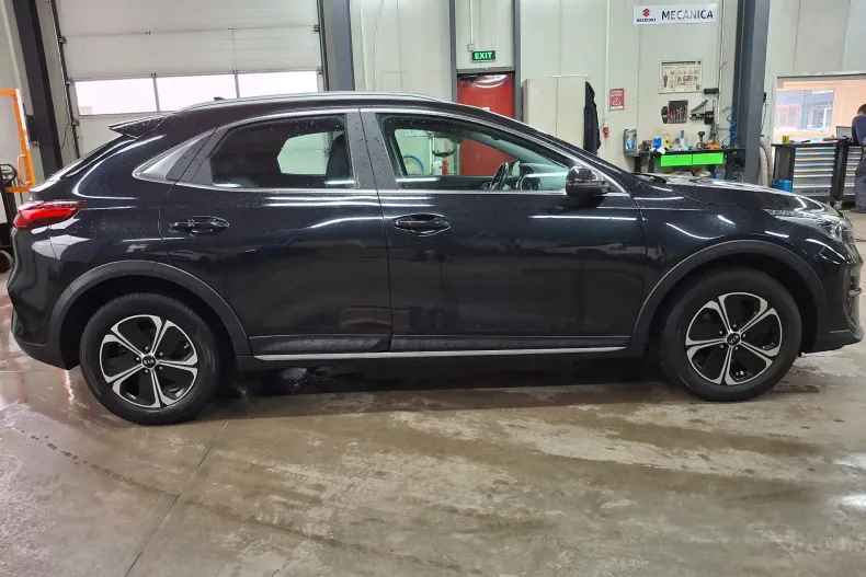Kia XCeed din 2020 cu 99.418 km - oferta KIA184142 - foto 4