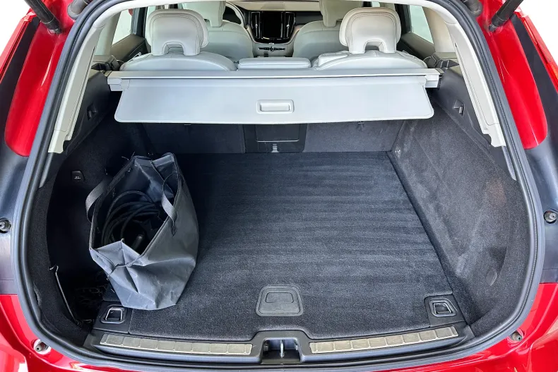 Volvo XC60 din 2021 cu 159.232 km - oferta VOL184143 - foto 23