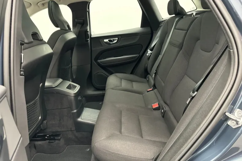 Volvo XC60 din 2021 cu 107.975 km - oferta VOL184144 - foto 26