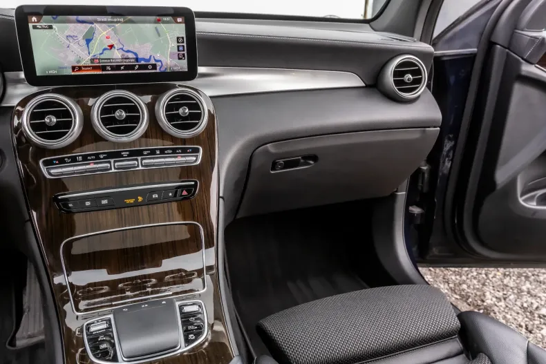 Mercedes-Benz GLC din 2022 cu 131.000 km - oferta MER184149 - foto 22