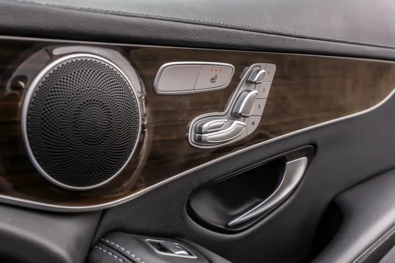 Mercedes-Benz GLC din 2022 cu 131.000 km - oferta MER184149 - foto 24