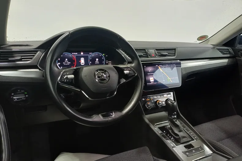 Skoda Superb din 2022 cu 119.690 km - oferta SKO184158 - foto 6