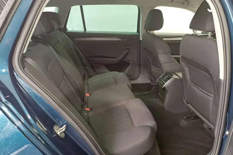 Skoda Superb din 2022 cu 119.690 km - oferta SKO184158 - foto 33