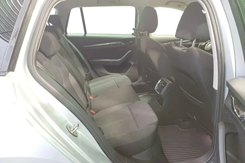 Skoda Octavia din 2021 cu 96.664 km - oferta SKO184159 - foto 29