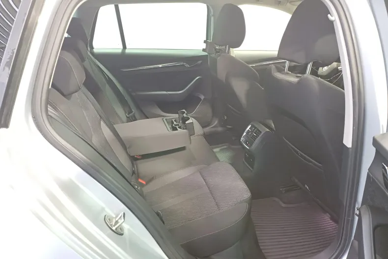 Skoda Octavia din 2021 cu 96.664 km - oferta SKO184159 - foto 30