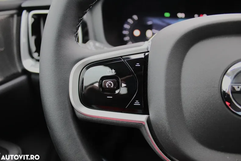 Volvo V60 din 2025 cu 500 km - oferta VOL184162 - foto 18