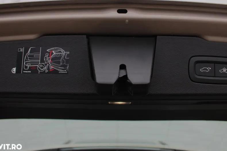 Volvo V60 din 2025 cu 500 km - oferta VOL184162 - foto 38