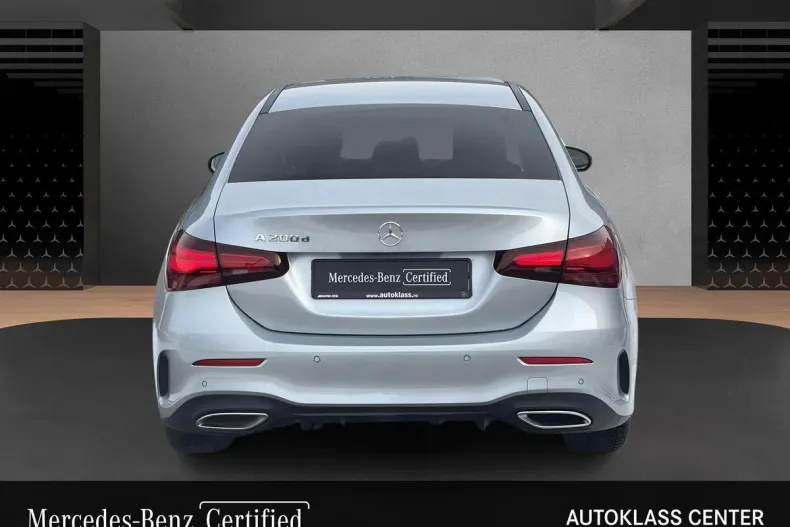 Mercedes-Benz A 200 (Clasa A) din 2024 cu 31.196 km - oferta MER184164 - foto 6