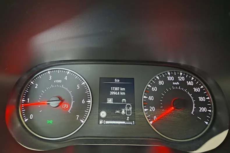 Dacia Sandero Stepway din 2024 cu 17.387 km - oferta DAC184165 - foto 6