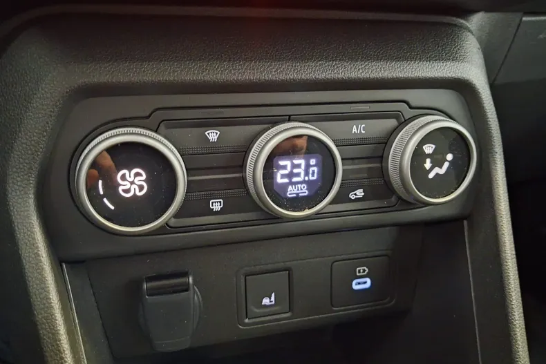 Dacia Sandero Stepway din 2024 cu 17.387 km - oferta DAC184165 - foto 8