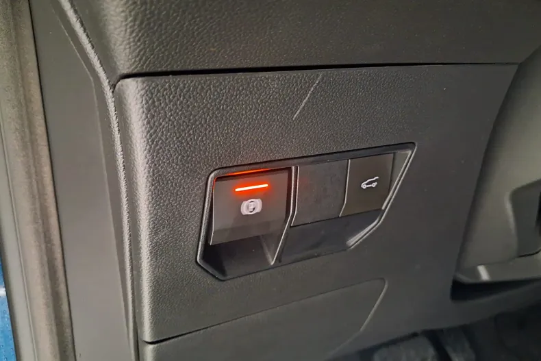 Dacia Bigster din 2025 cu 12.556 km - oferta DAC184168 - foto 15