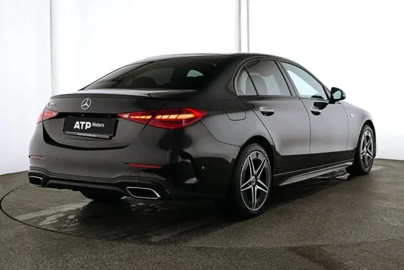 Mercedes-Benz C din 2025 cu 7.364 km - oferta MER184172 - foto 2