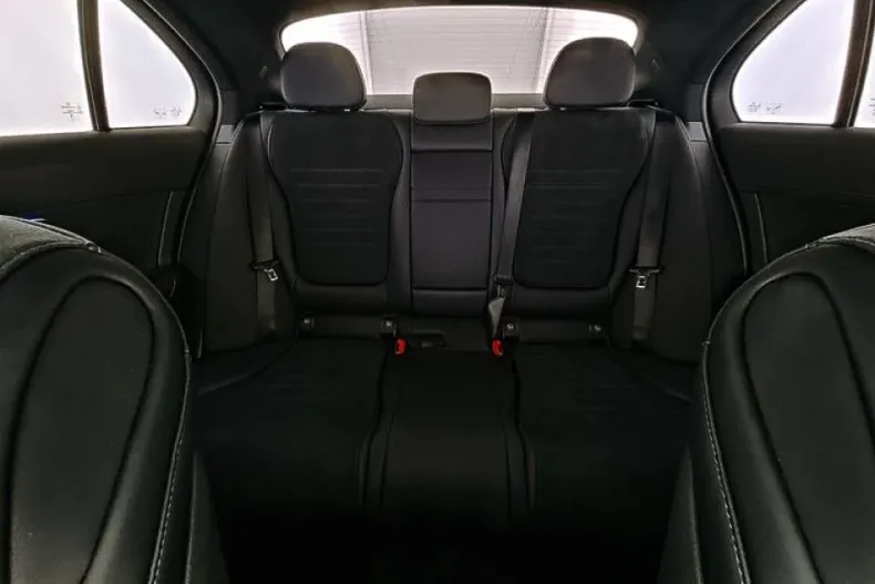 Mercedes-Benz C din 2025 cu 7.364 km - oferta MER184172 - foto 7