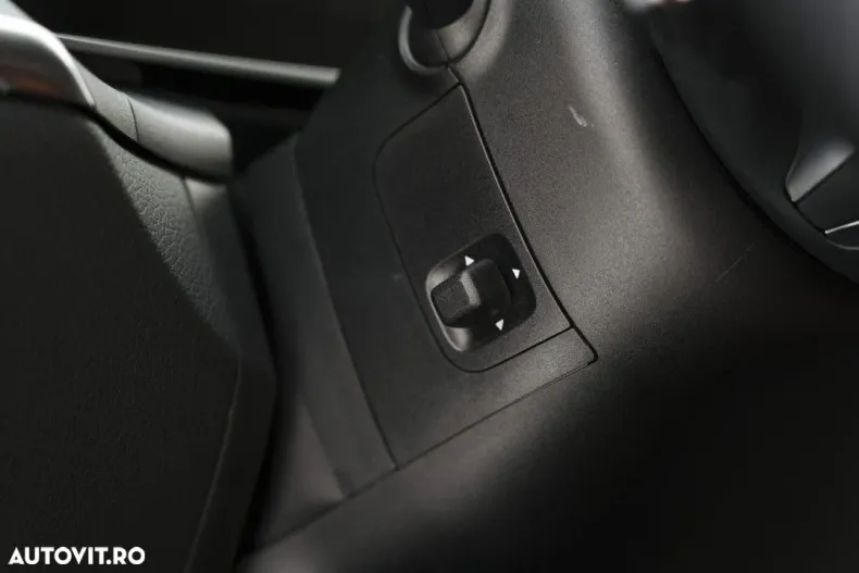 Mercedes-Benz GLC din 2023 cu 55.000 km - oferta MER184173 - foto 32